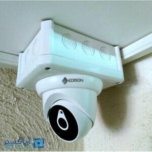 نصب دوربین در کنج اتاق
